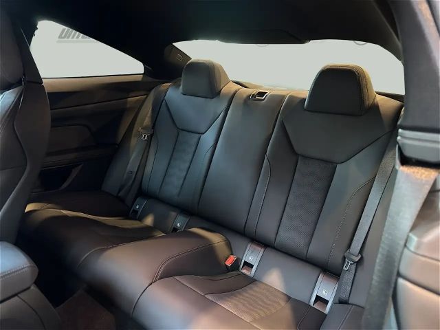 BMW M4 Competition Coupé xDrive