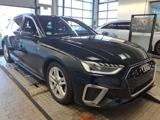 Audi A4 40 TFSI Quattro S-Line S-Tronic