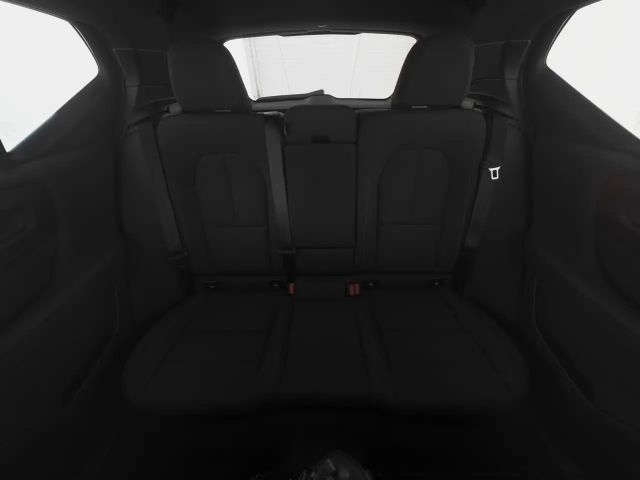 Volvo XC40 Core Recharge