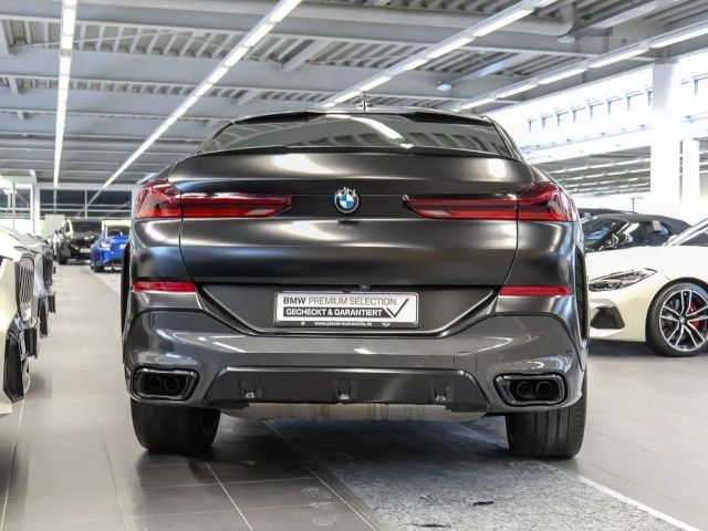 BMW X6 Coupé M50i