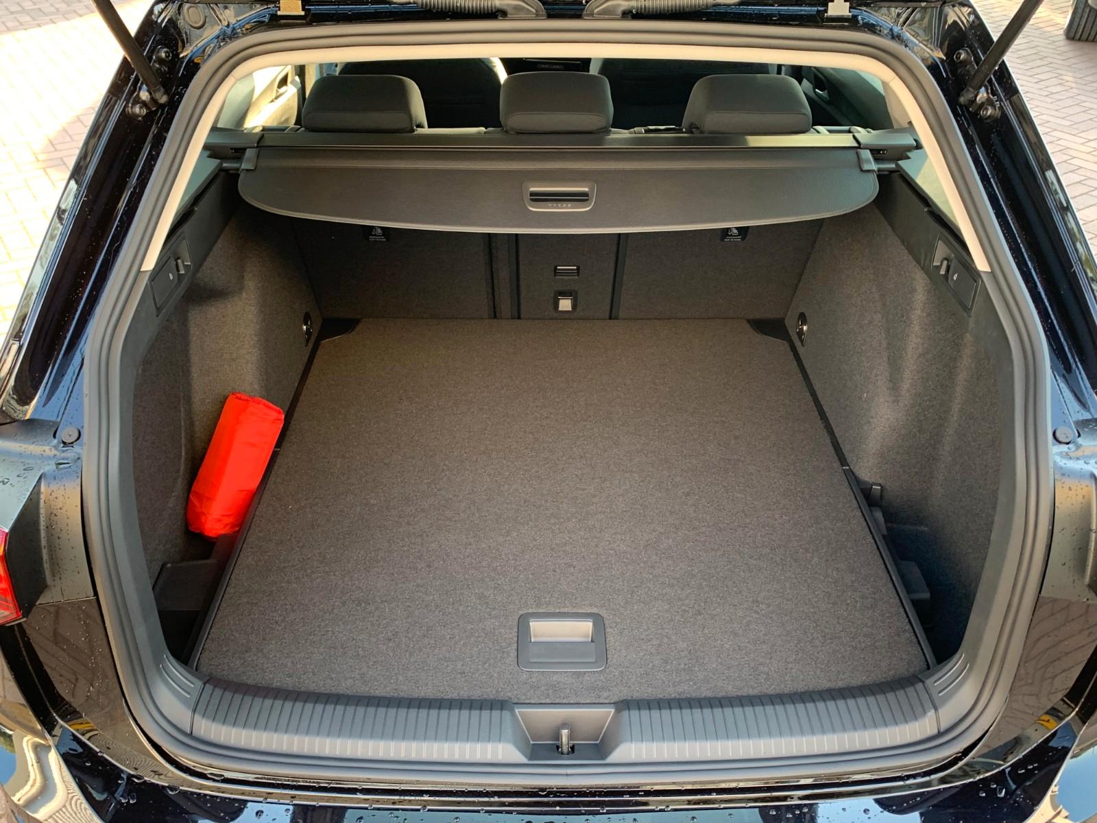 Volkswagen Golf 1.5 TSI Golf VIII Variant