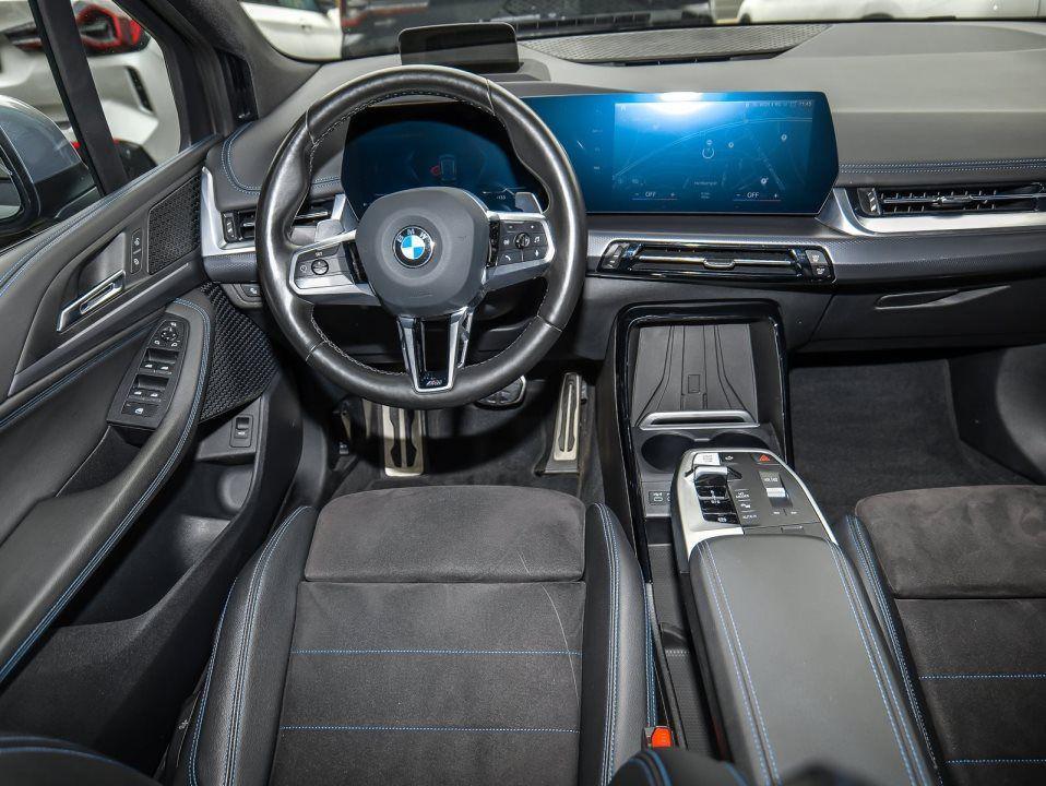 BMW 220 220i Active Tourer