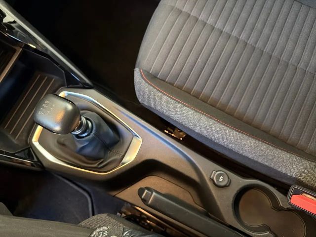 Peugeot 2008 Active Pack PureTech