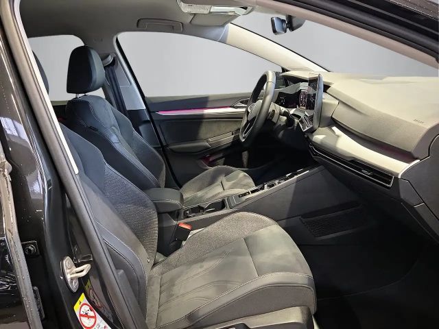 Volkswagen Golf DSG Life