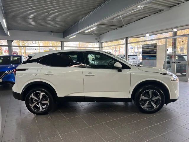 Nissan Qashqai 1.3 Connecta LED+KEYLESS+360°+ACC+VC uvm