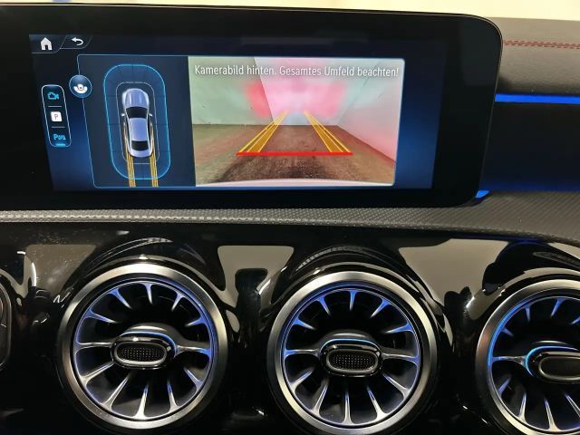 Mercedes-Benz CLA 180 AMG Line Coupé