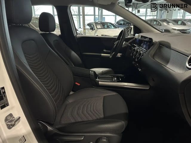 Mercedes-Benz B 180 Progressive