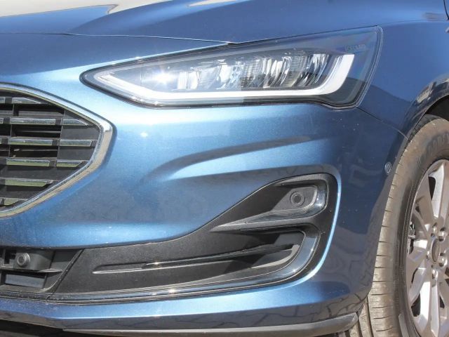 Ford Focus Titanium Wagon