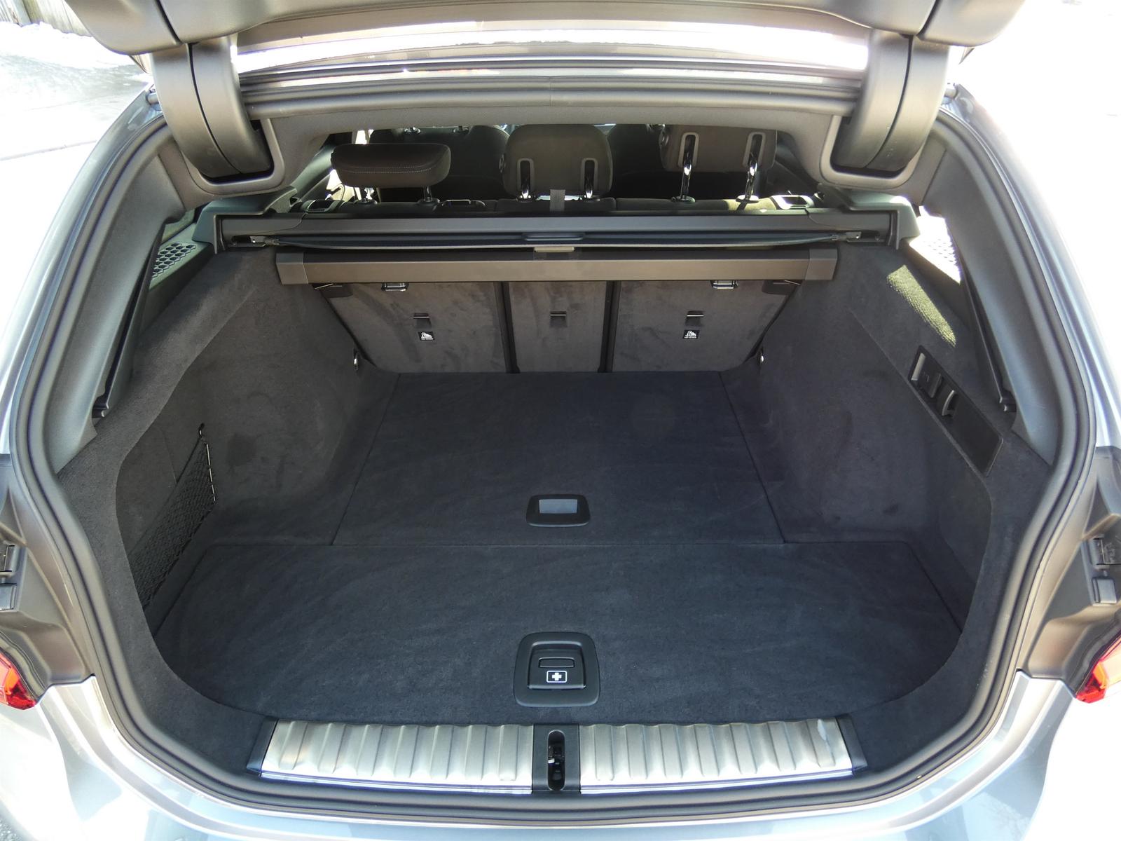 BMW 318 318d M-Sport Touring