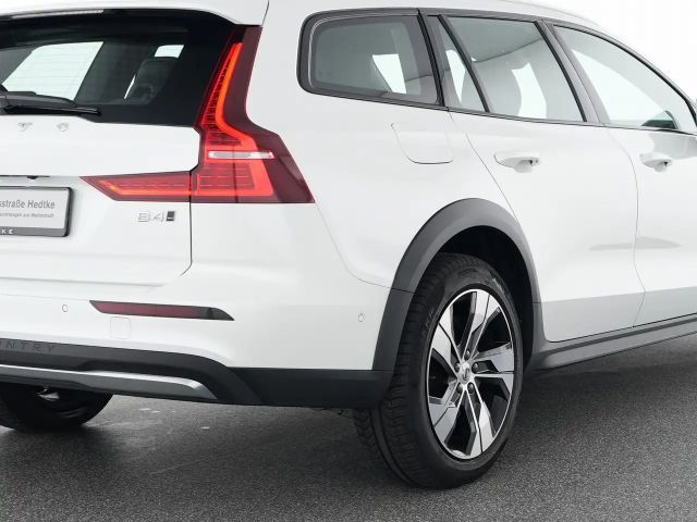 Volvo V60 Cross Country AWD Plus