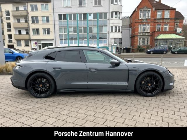 Porsche Taycan Sport Turismo