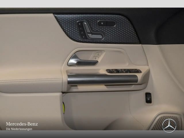 Mercedes-Benz B 220 4MATIC Progressive Sedan