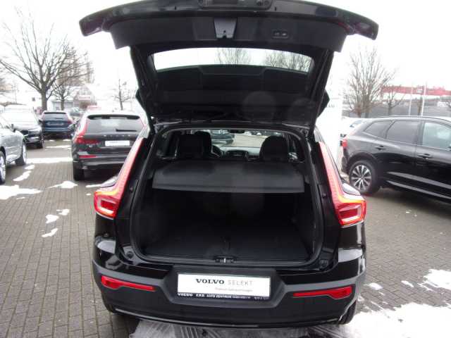 Volvo XC40 Dark Plus