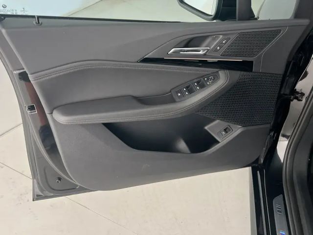 BMW 220 220i Active Tourer Sedan