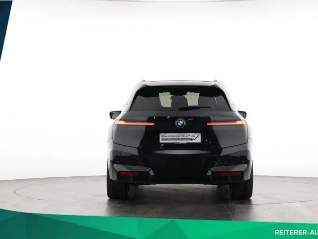 BMW iX xDrive40