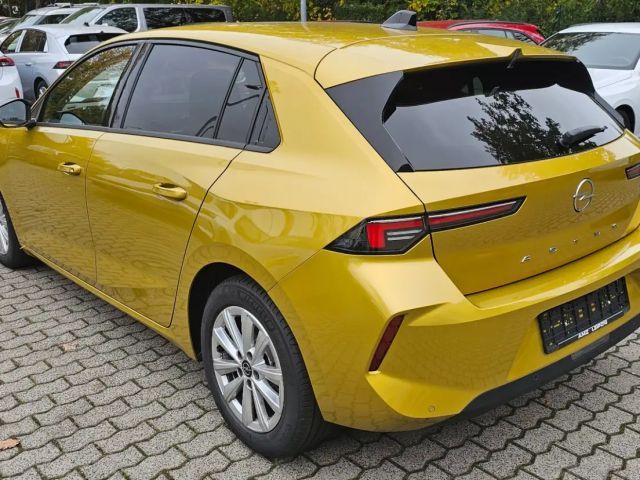 Opel Astra 1.2 Turbo Enjoy Turbo