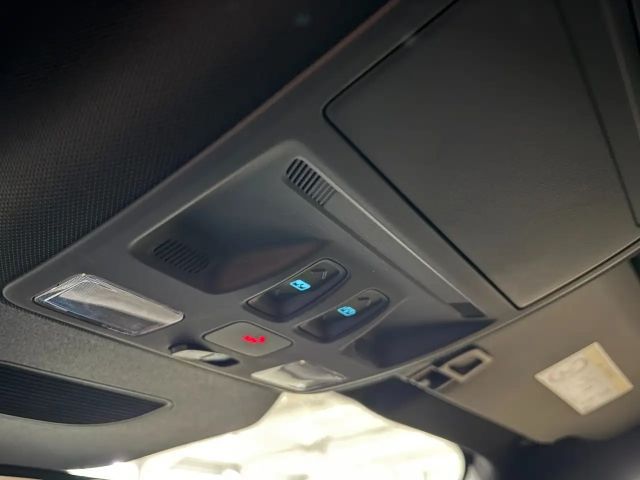 Ford Kuga Plug in Hybrid ST Line X