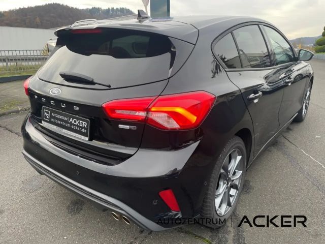 Ford Focus EcoBoost ST Line