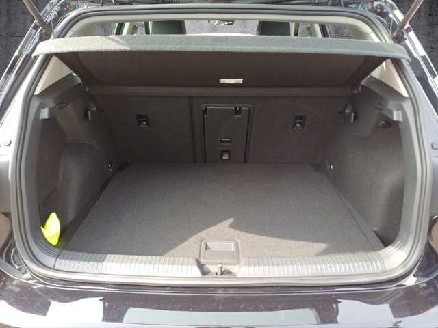 Volkswagen Golf 1.5 eTSI DSG