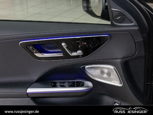 Mercedes-Benz C 200 AMG Line Sedan