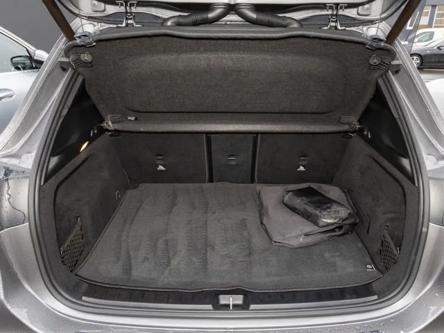 Mercedes-Benz EQA 300 4MATIC AMG Line