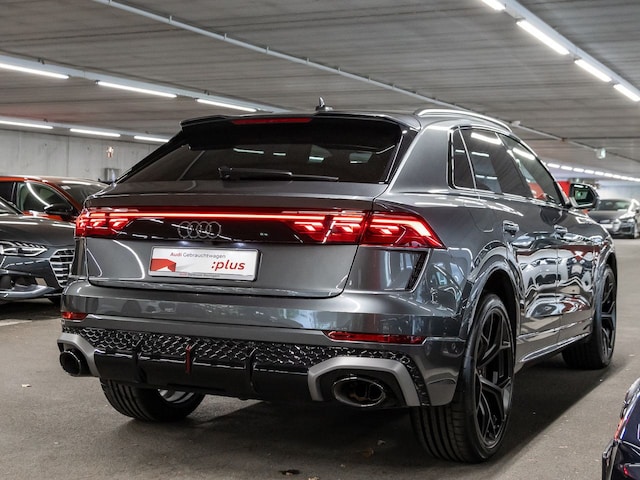 Audi RS Q8 Performance Quattro