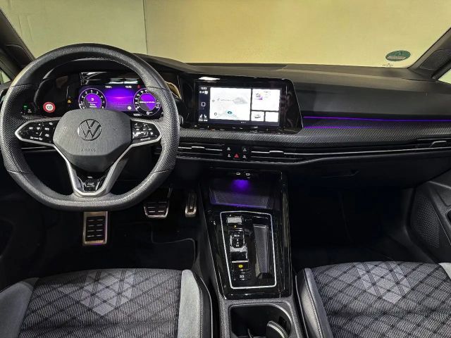 Volkswagen Golf R-Line Variant