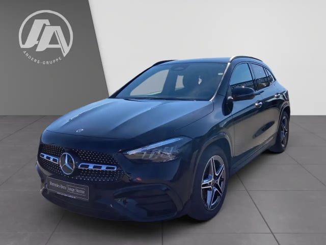 Mercedes-Benz GLA 180 AMG Line