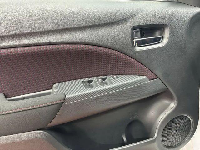 Mitsubishi Space Star Star