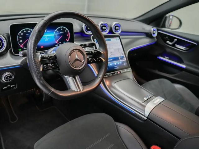 Mercedes-Benz C 220 4MATIC C 220 d Sedan