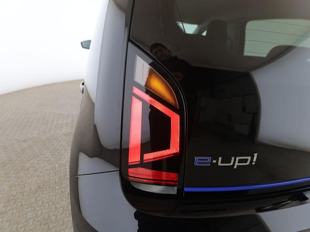 Volkswagen e-up! Plus Style