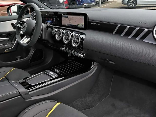 Mercedes-Benz A 45 AMG 4MATIC+ AMG Line