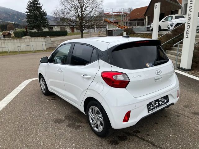 Hyundai i10 i Line Plus 1,0 MT