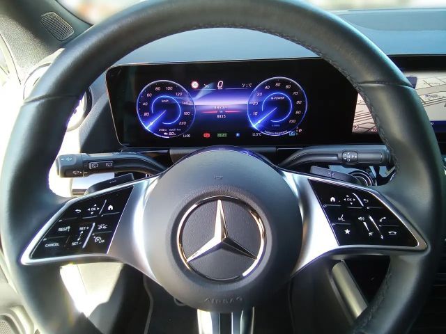 Mercedes-Benz EQA 350 4MATIC Progressive