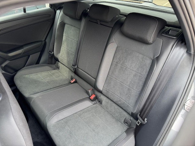 Volkswagen T-Roc DSG R-Line