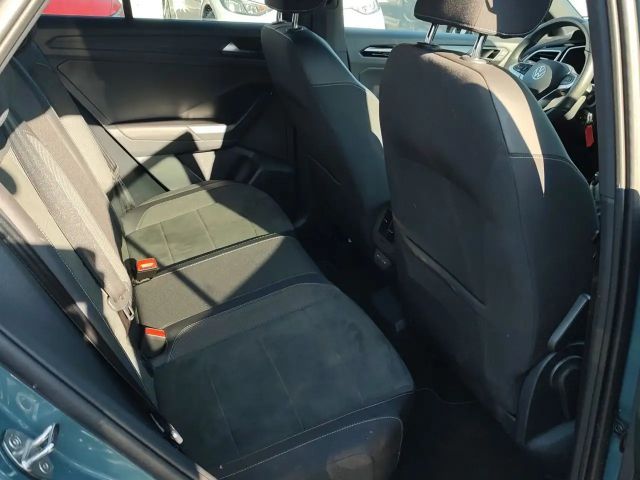 Volkswagen T-Roc 1.5 TSI DSG R-Line