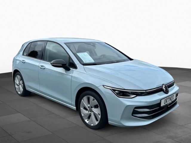 Volkswagen Golf 1.5 TSI Golf VIII