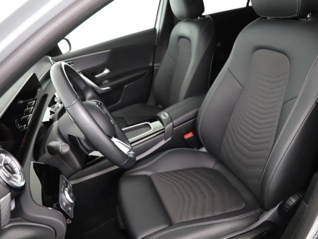 Mercedes-Benz A 180 Progressive