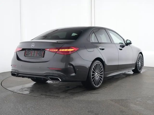 Mercedes-Benz C 180 AMG Line Premium Sedan