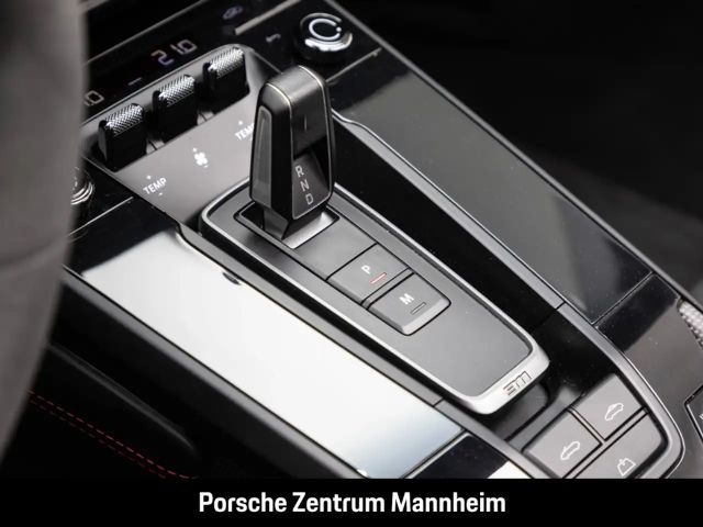 Porsche 992 Cabrio GTS