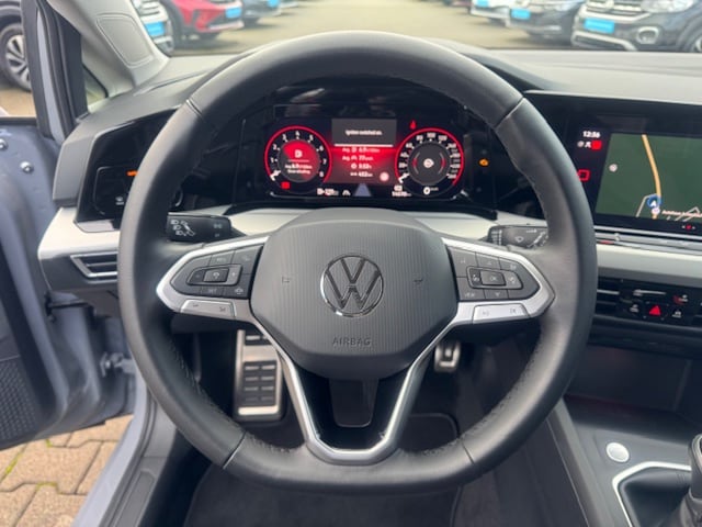 Volkswagen Golf 1.5 TSI Move