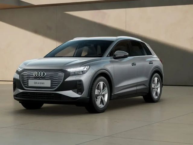 Audi Q4 e-tron 45 / Navi+, Matrix, ParkAssi, 360°, WP