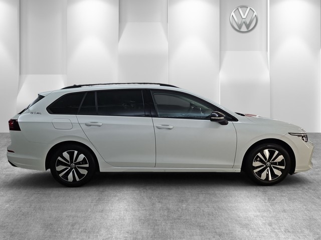 Volkswagen Golf 1.5 eTSI DSG Golf VIII Variant