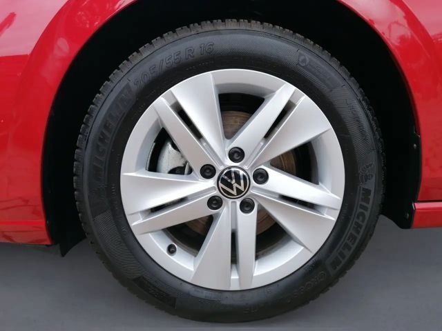 Volkswagen Golf 1.5 TSI Life Variant