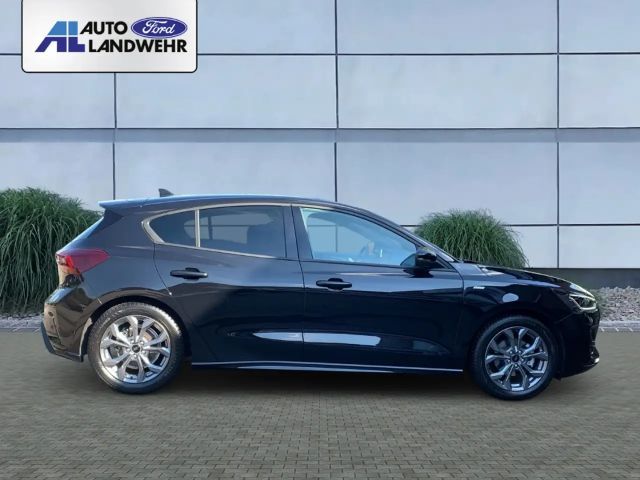 Ford Focus EcoBoost ST Line