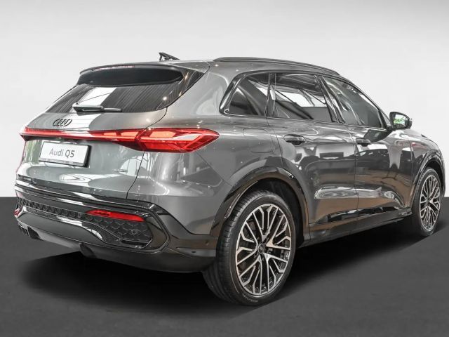 Audi Q5 SUV edition one mit Akzenten Schwarz TDI quattr