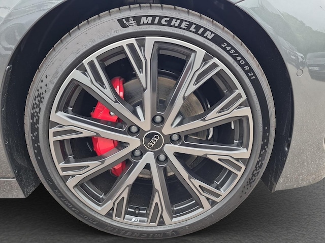 Audi A6 e-tron Avant Quattro