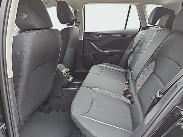 Skoda Kamiq KAMIQ Essence 1,0 TSI 70 kW 5-Gang mech.