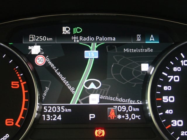 Audi A4 30 TDI S-Tronic Sedan