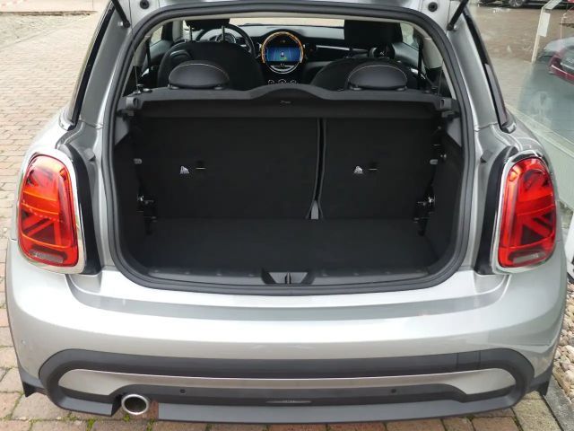 MINI Cooper Essential First